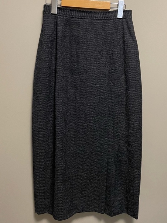 Harry Rosen Dresses & Skirts - Harry Rosen Vintage Black Wool Herringbone Skirt Women’s Size Small